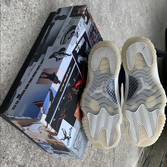 jordan 11 retro. (derek jeter) - Picture 5 of 7